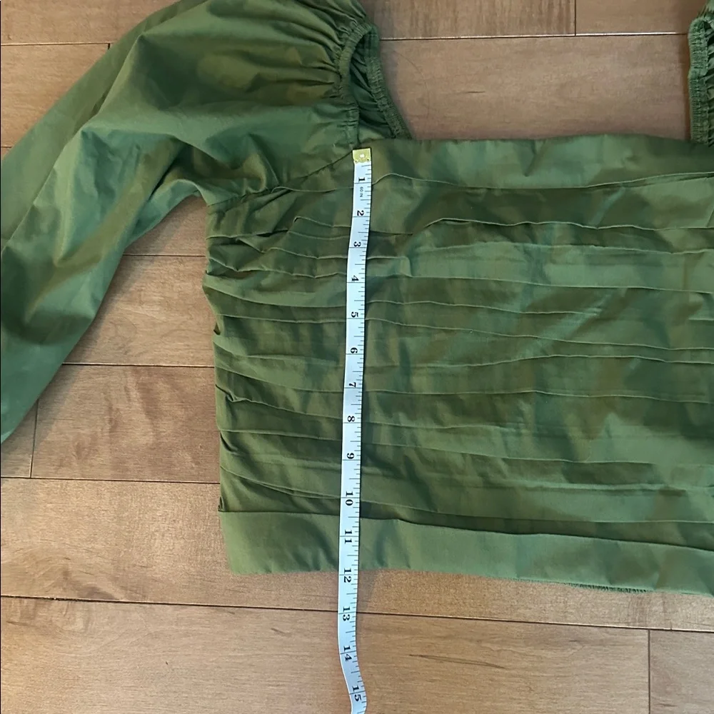 Abercrombie & Fitch Olive Green Long-Sleeve Ruched Bodice Puff Sleeve Top Size L